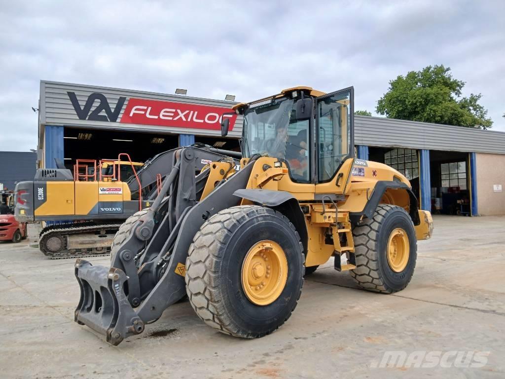 Volvo L 120 G Incarcator pe pneuri
