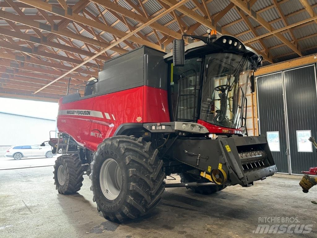 Massey Ferguson 7370 Combine de secerat