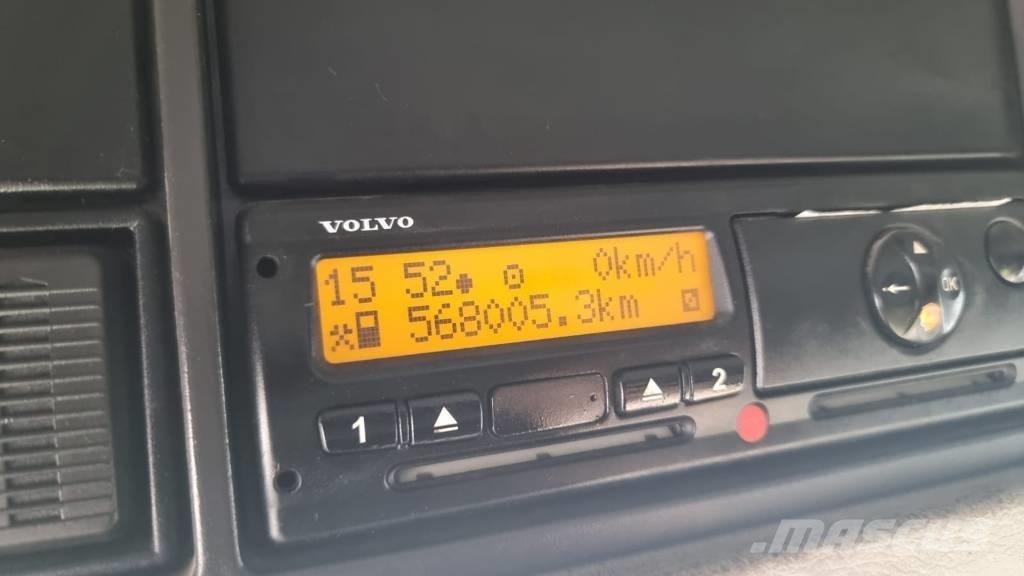 Volvo FH 16 Camion cu carlig de ridicare
