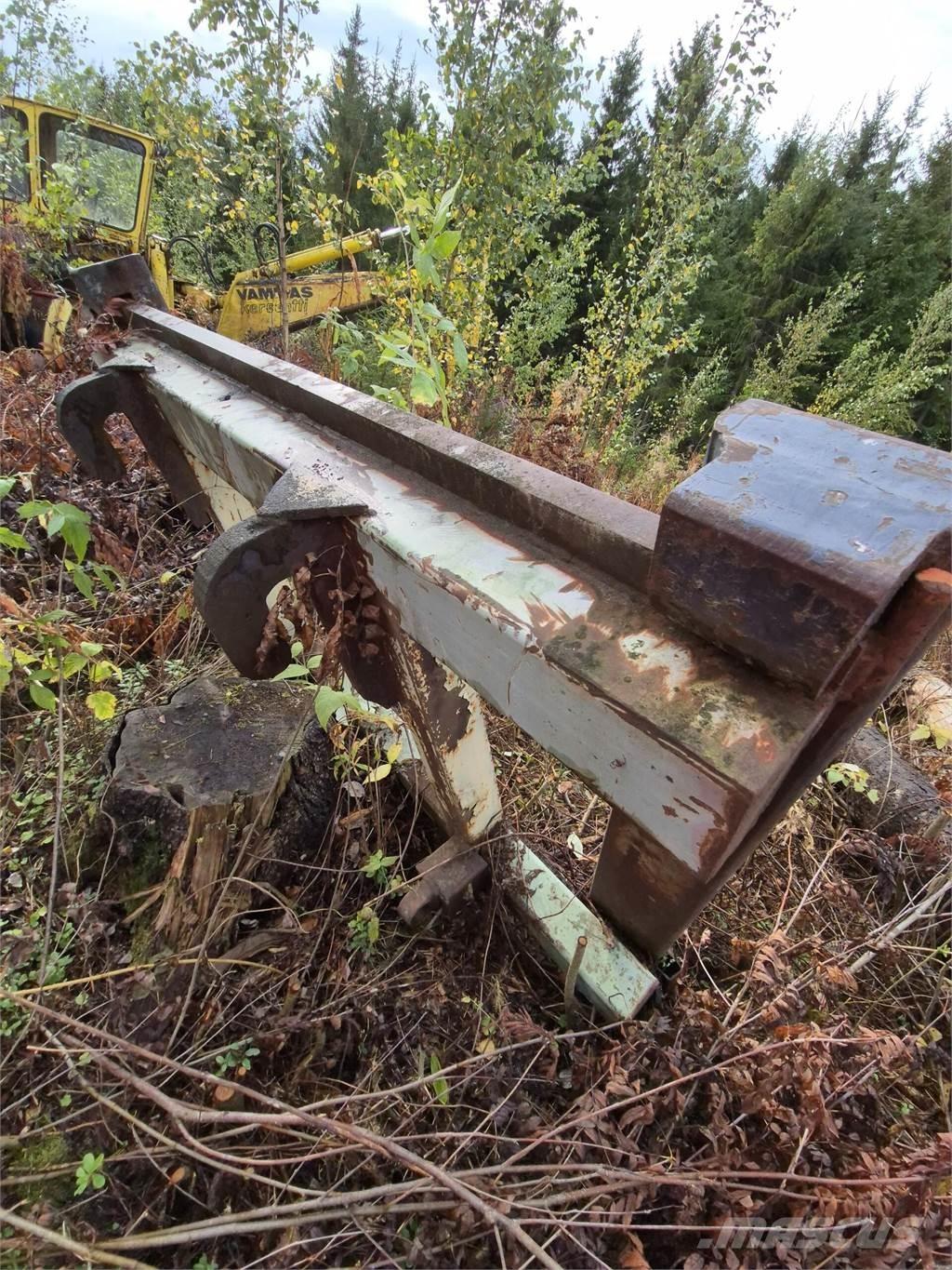 Volvo trukkipiikit Furci