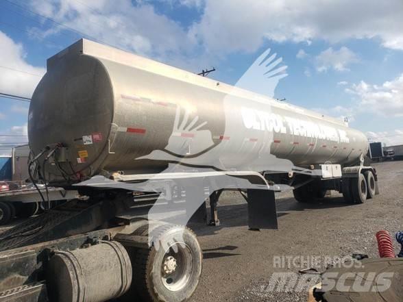 Fruehauf WATER TANK Cisterna semi-remorci