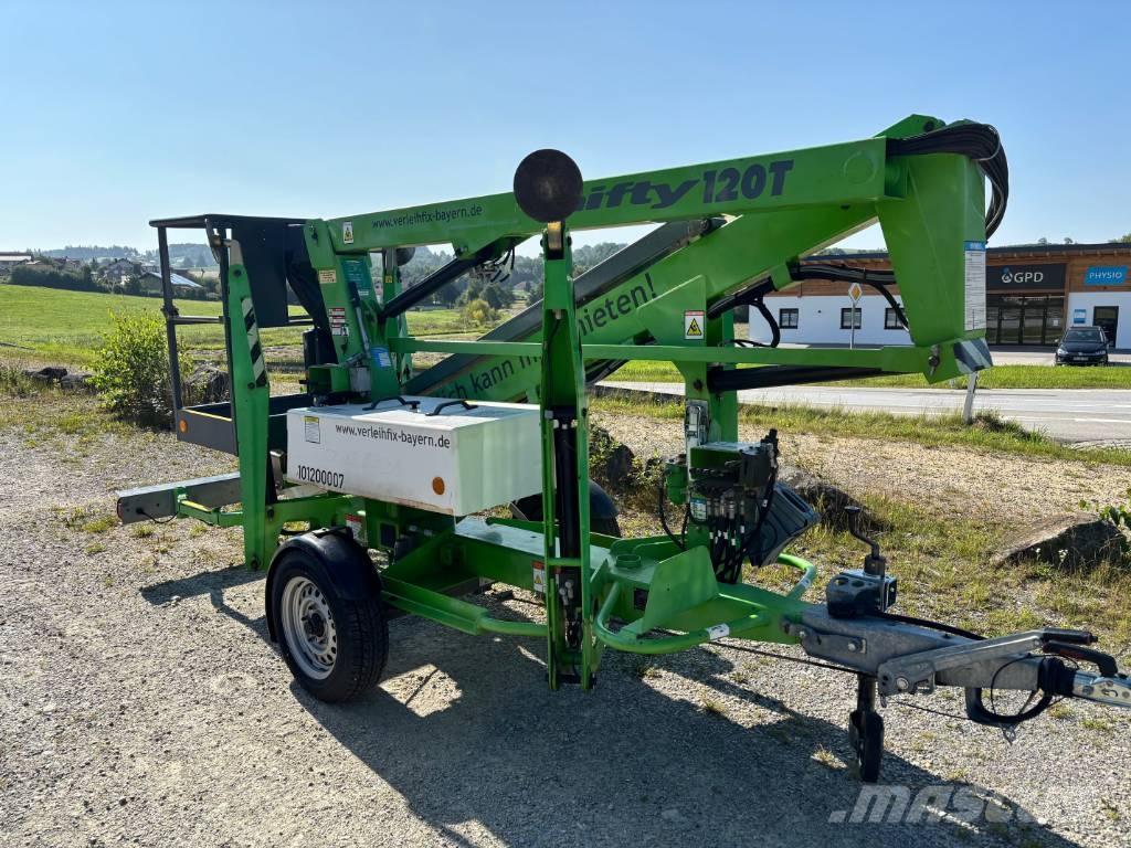 Niftylift 120 T Platforme aeriene montate pe remorca