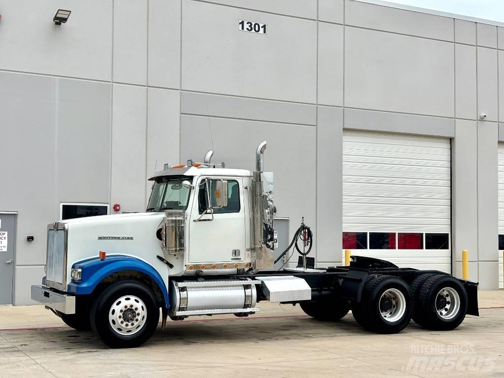 Western Star 4900 Autotractoare