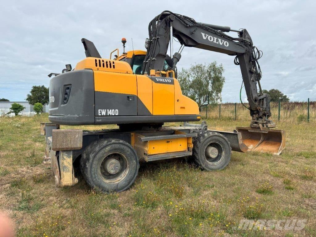 Volvo EW 140 D Excavatoare cu roti