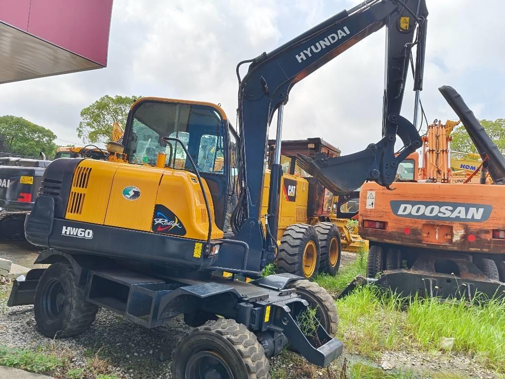Hyundai R60W Mini excavatoare < 7t