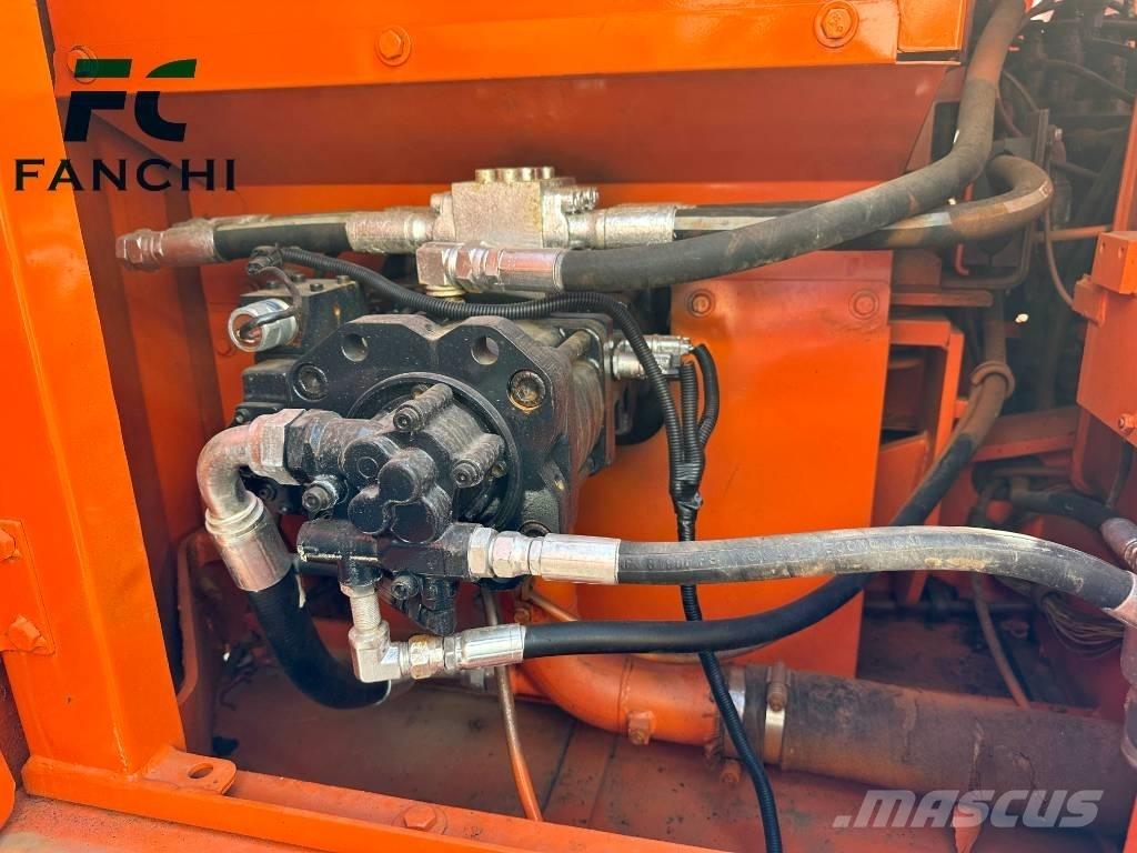 Doosan DX 140 LC Excavatoare pe șenile
