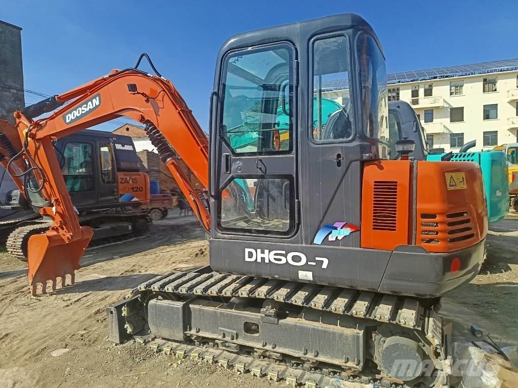 Doosan DH 60-7 Mini excavatoare < 7t