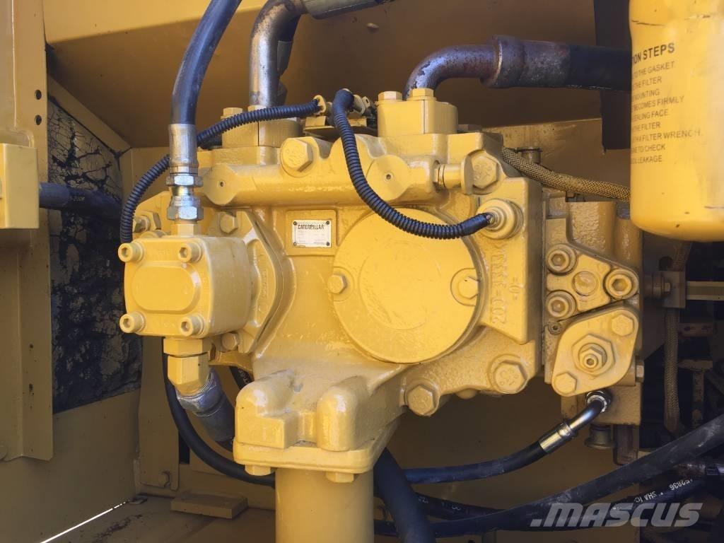 CAT 320 D Excavatoare pe șenile
