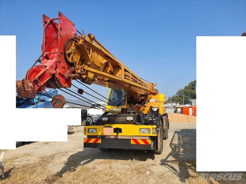 Kobelco RK 250 Macara teren accidentat