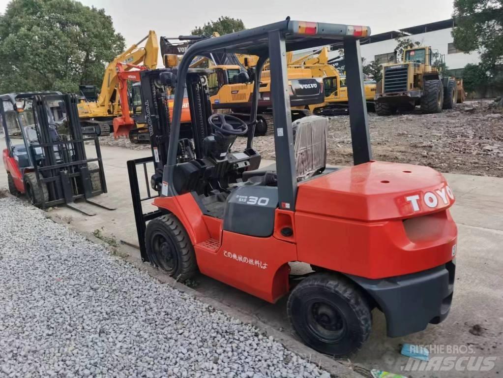 Toyota 7FD 30 Stivuitor diesel