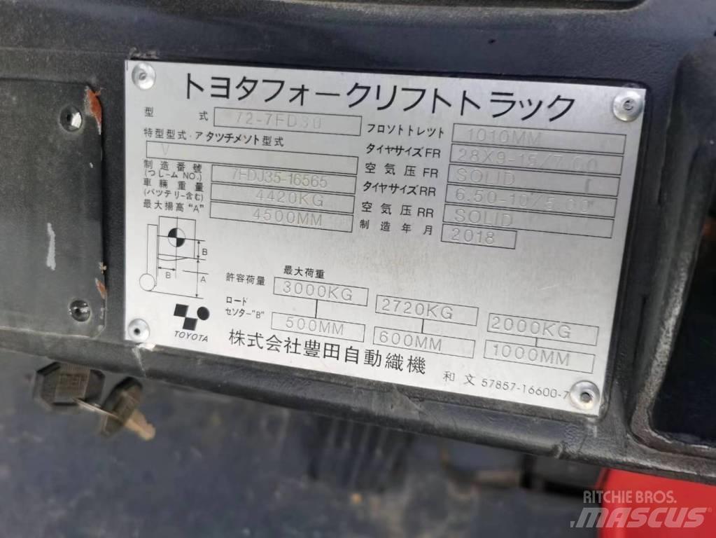 Toyota 7FD 30 Stivuitor diesel
