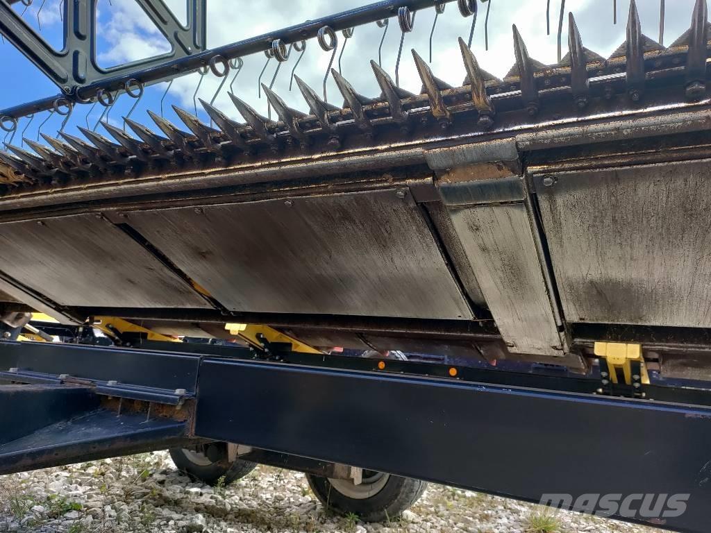 New Holland CX 8080 Combine de secerat