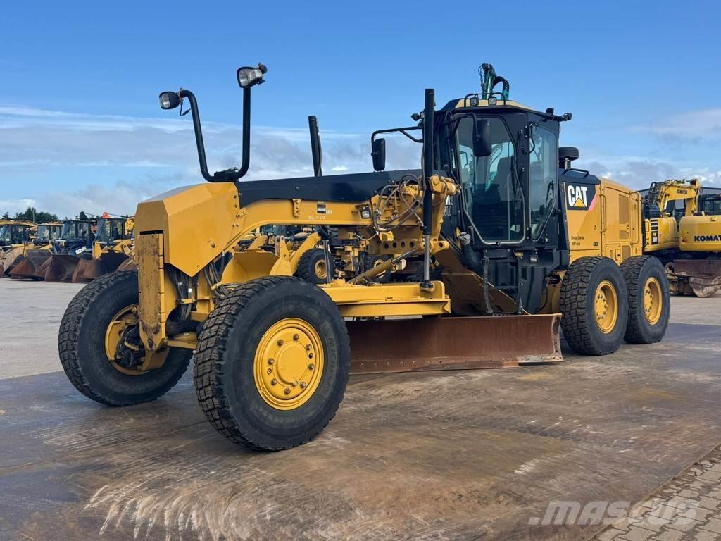 CAT 140M2 AWD Gredere