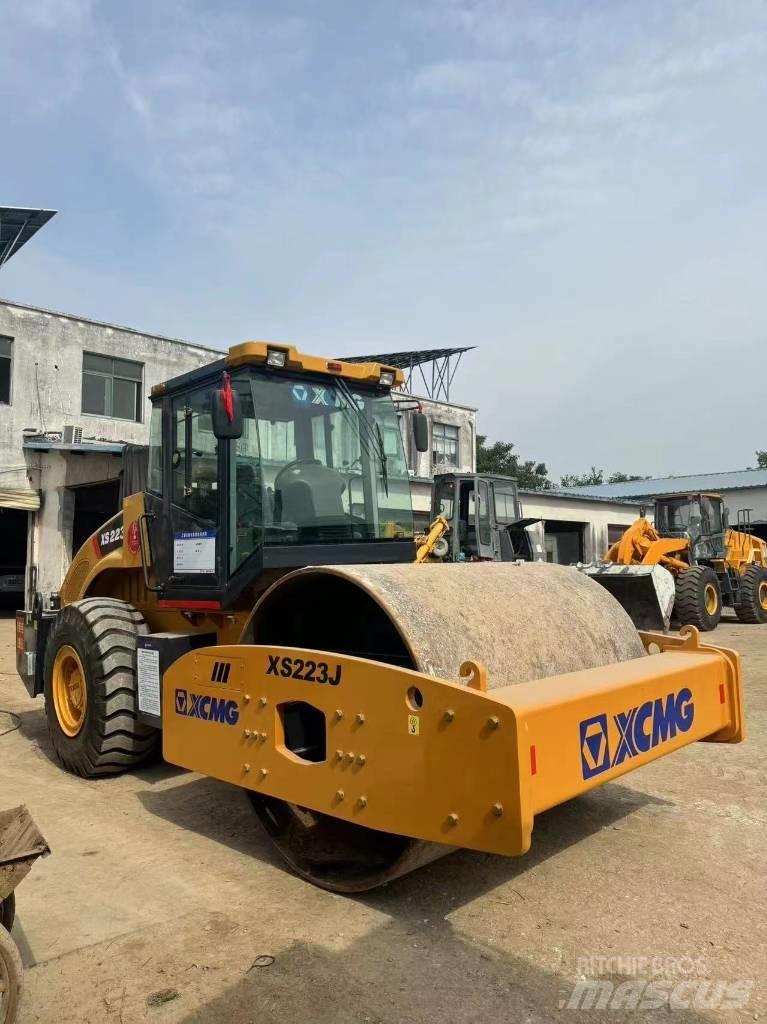 XCMG XS 223 J Compactoare monocilindrice