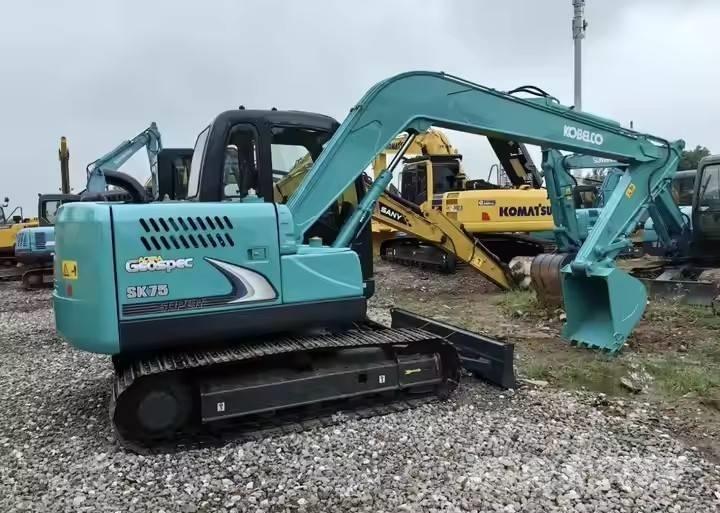 Kobelco SK 70 Excavatoare pe șenile
