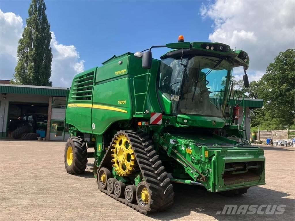 John Deere T670 Combine de secerat