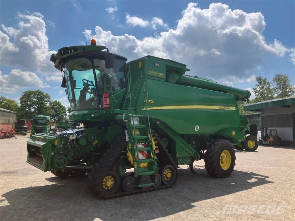 John Deere T670 Combine de secerat