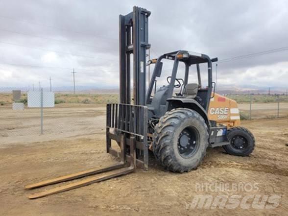 CASE 586H Masini de teren dificil