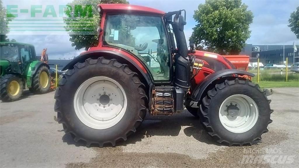 Valtra n174 Tractoare