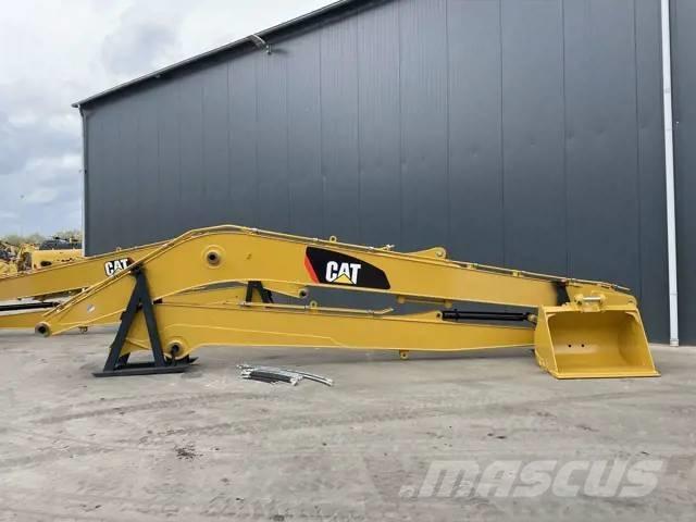 CAT 320D 15m Set Excavator