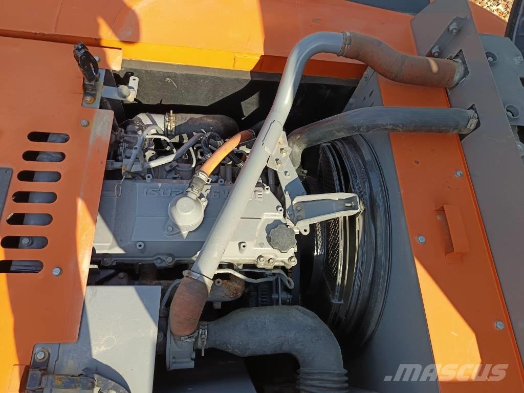 Hitachi ZX240 Excavatoare pe șenile

