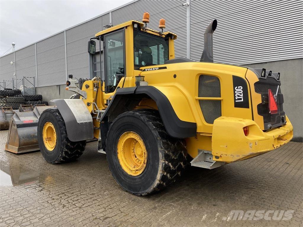 Volvo L120G Incarcator pe pneuri