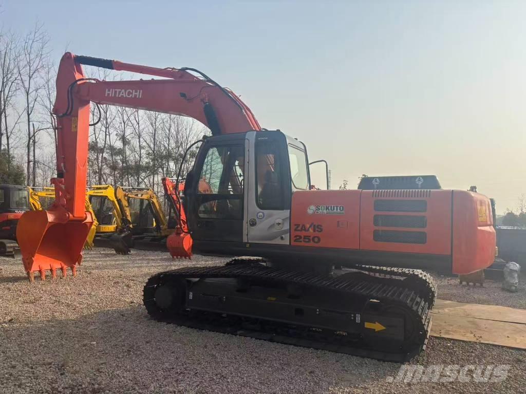 Hitachi ZX 250 -3G Excavatoare pe șenile
