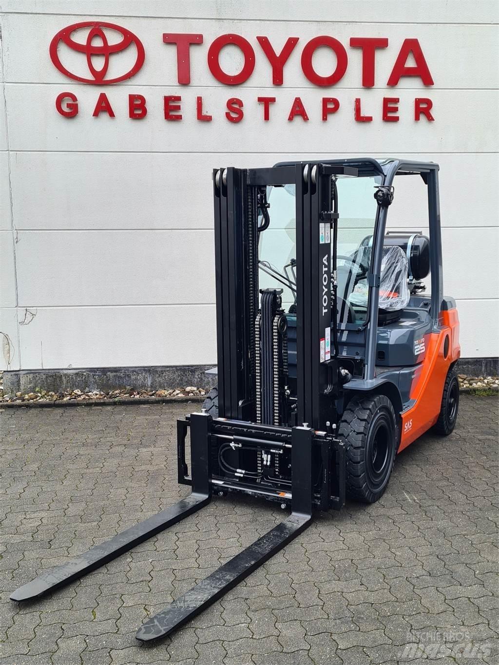 Toyota 02-8FGF25 Stivuitor GPL