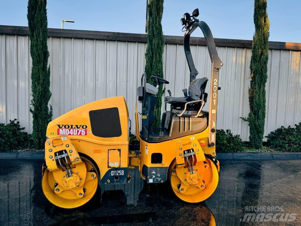 Volvo DD 25 B Cilindri compactori dubli