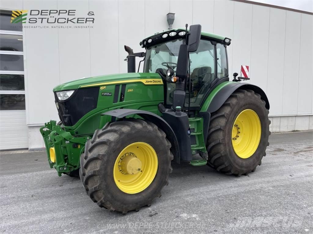 John Deere 6R 250 Tractoare