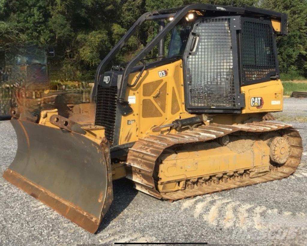 CAT D 3 Buldozere pe senile