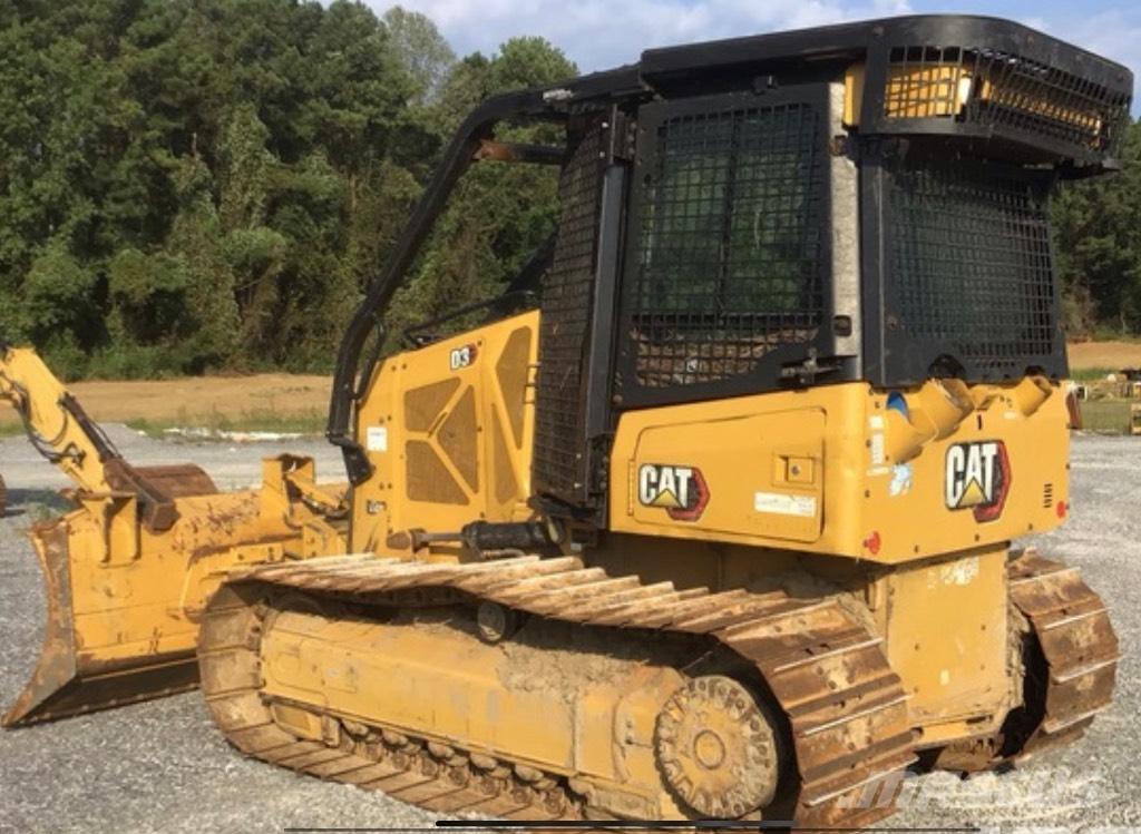 CAT D 3 Buldozere pe senile