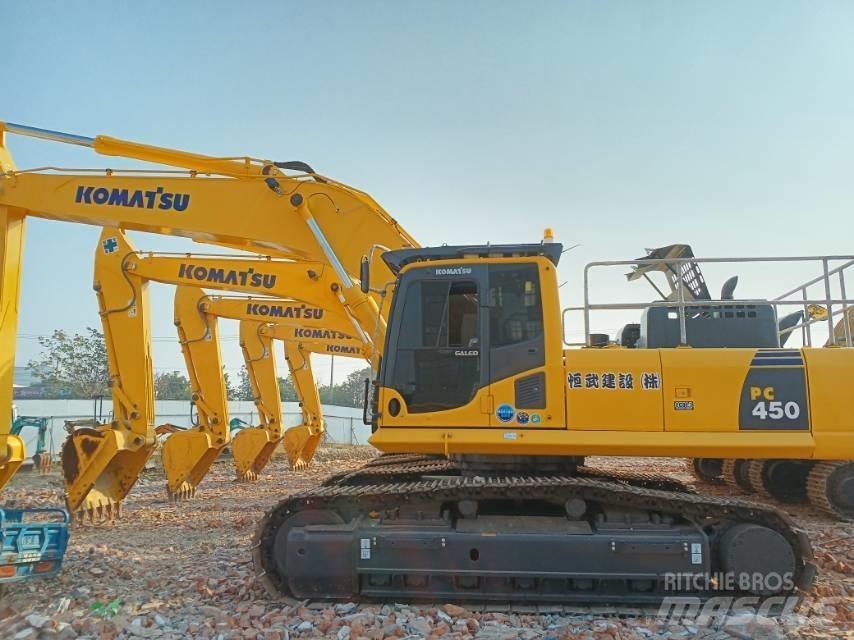 Komatsu PC 450 Excavatoare pe șenile
