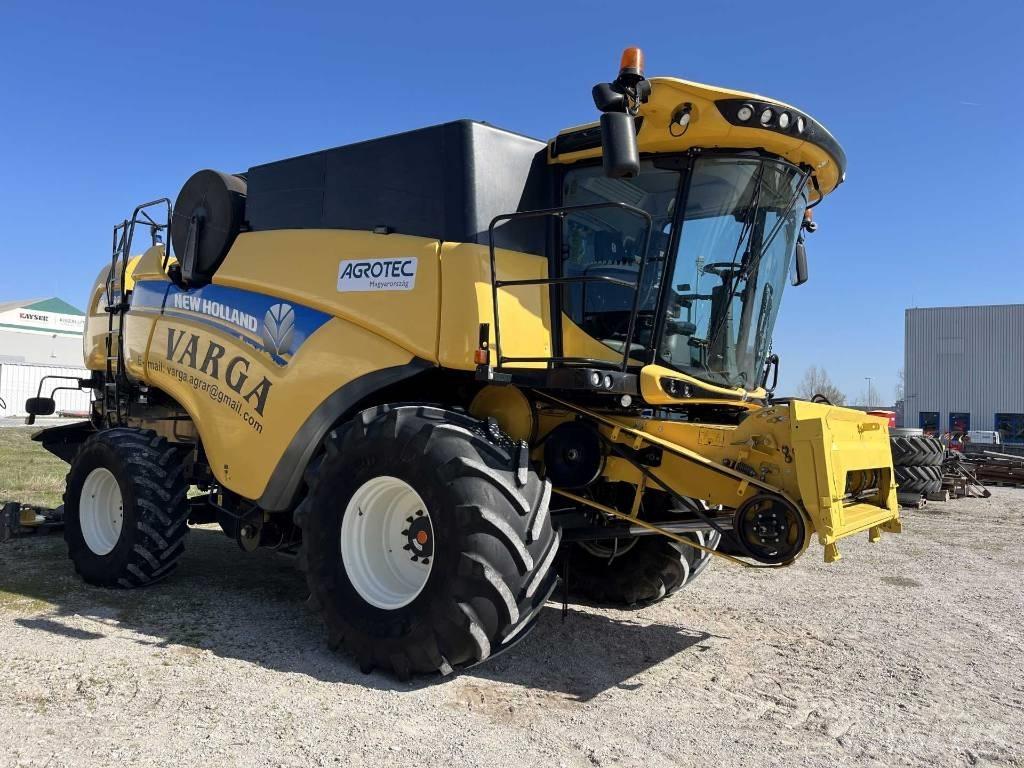 New Holland CX8.80 Combine de secerat