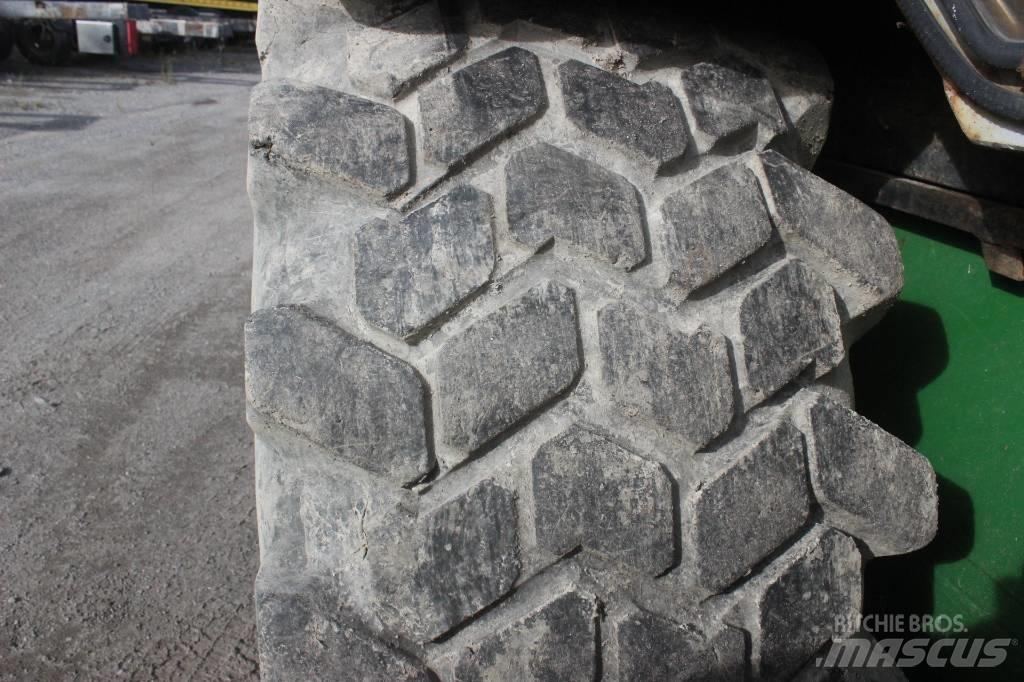 Huddig 960 Excavatoare cu roti
