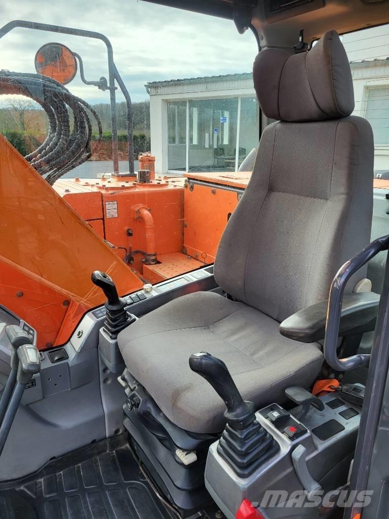 Doosan DX 140 LCR-3 Excavatoare pe șenile
