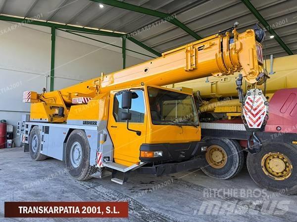 Liebherr LTM 1030-2 Macara pentru orice teren