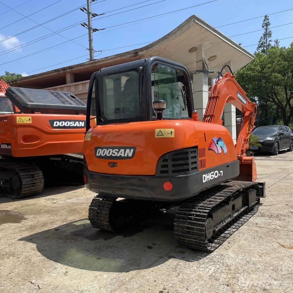 Doosan DH60-7 Mini excavatoare < 7t