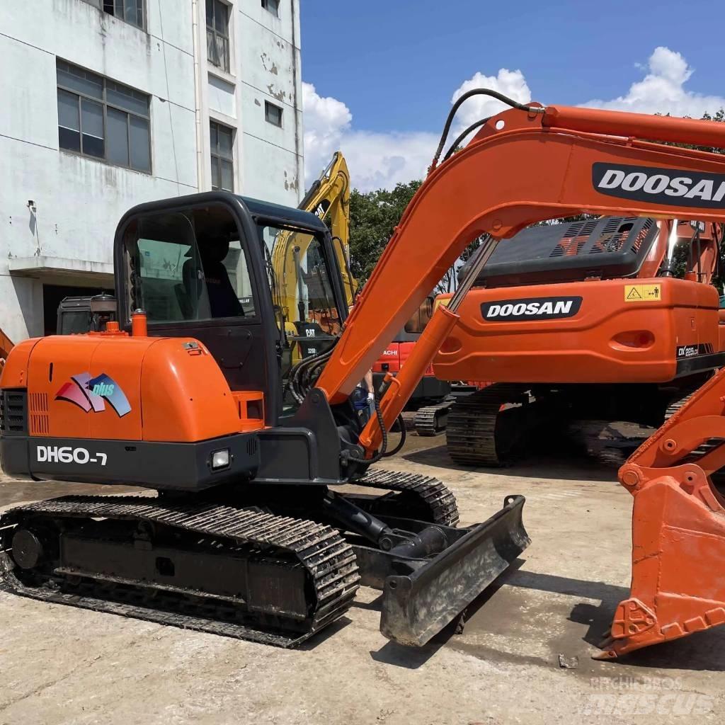 Doosan DH60-7 Mini excavatoare < 7t