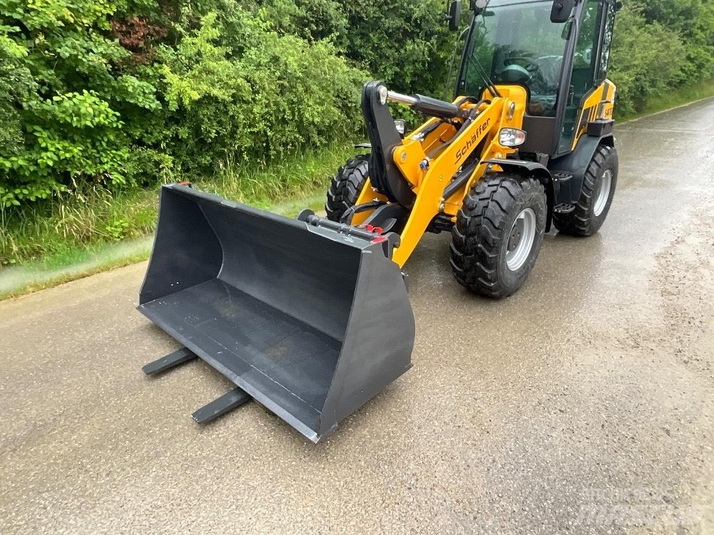 Schäffer 5470Z Incarcator pe pneuri