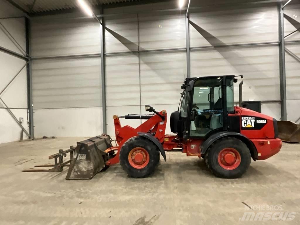 CAT 906 M Incarcator pe pneuri