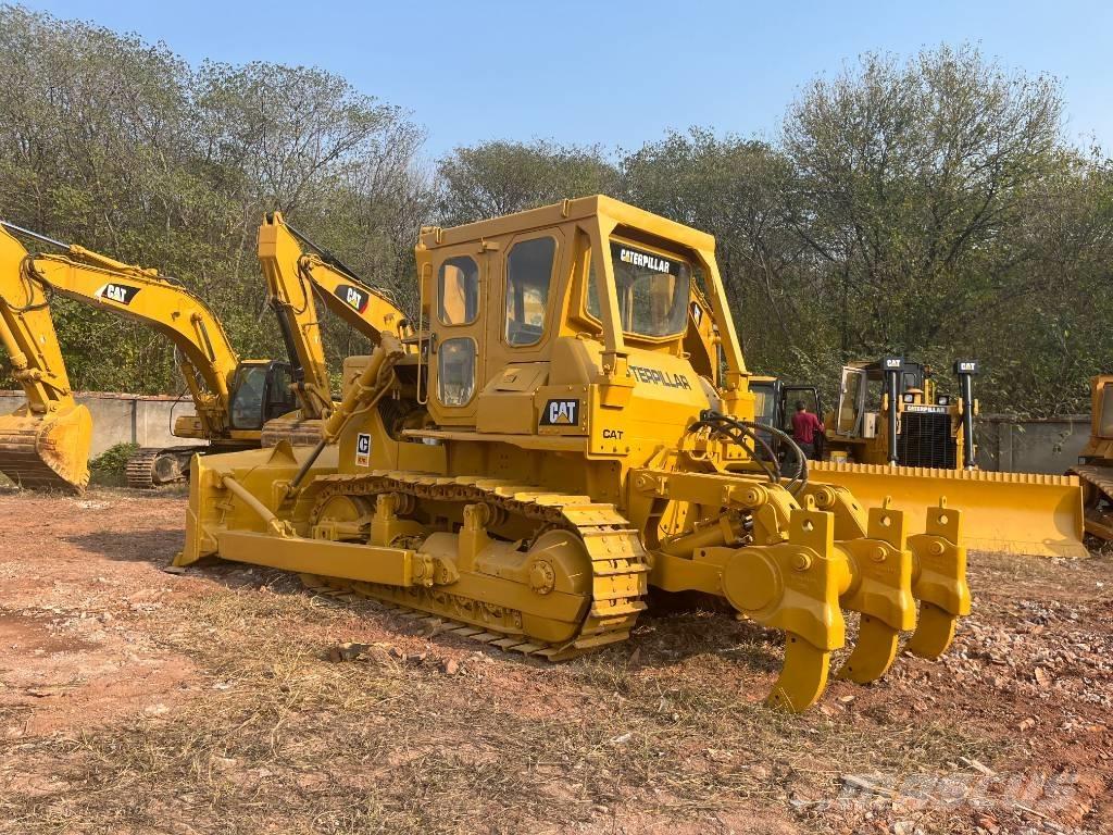 CAT D7G Buldozere pe senile