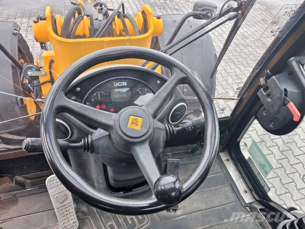 JCB TM 320 AGRI Manipulatoare agricole