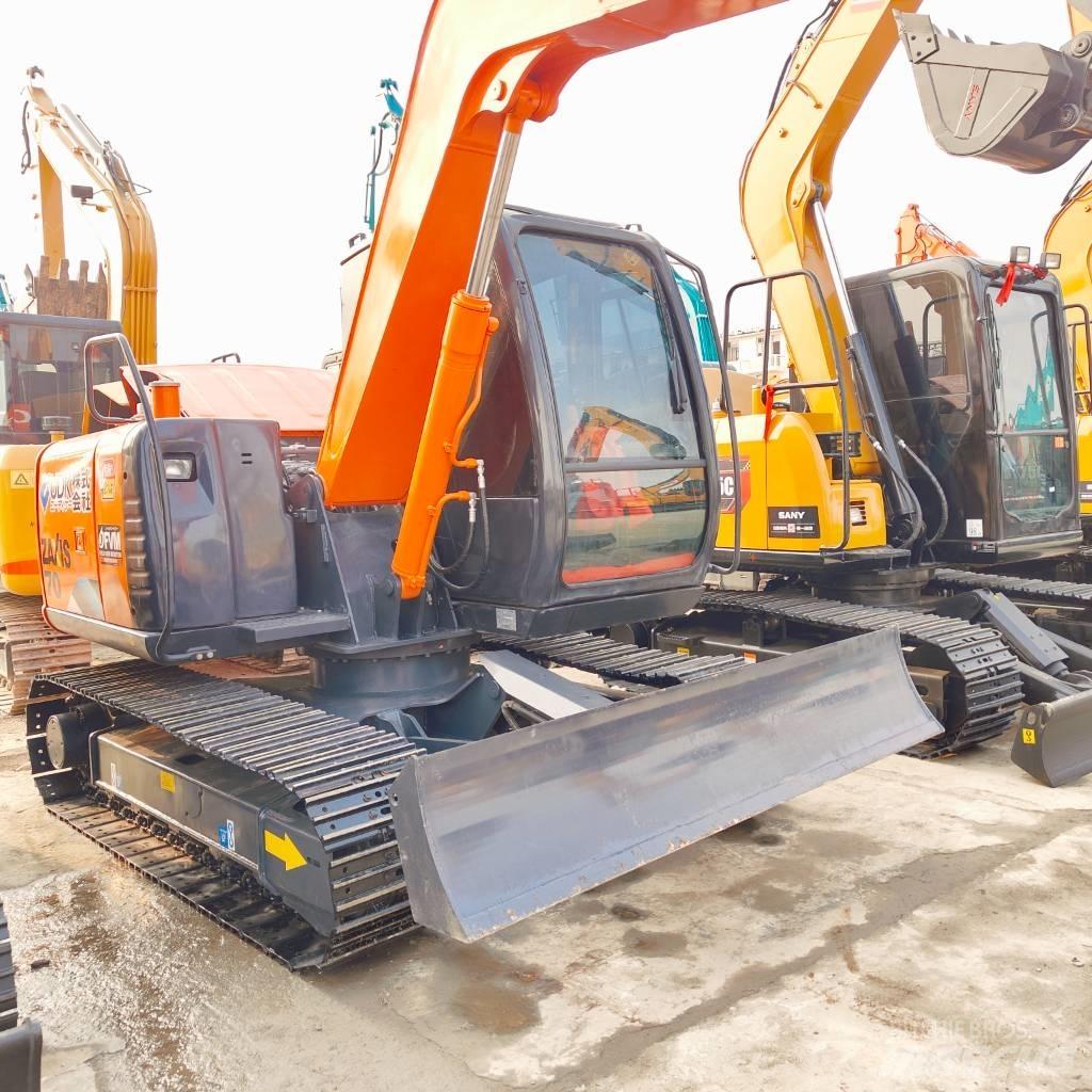 Hitachi ZX70 Excavatoare 7t - 12t