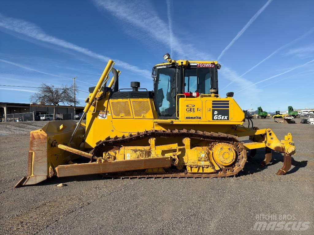 Komatsu D65EX-18 Buldozere pe senile