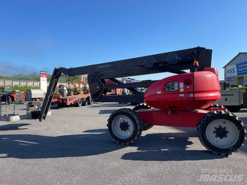 Manitou 200 ATJ Nacele cu brat articulat