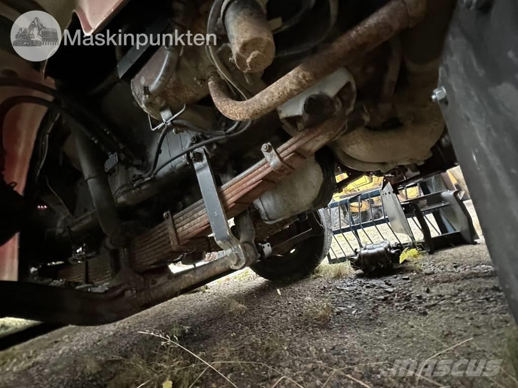 Scania T 143 H Autotractoare