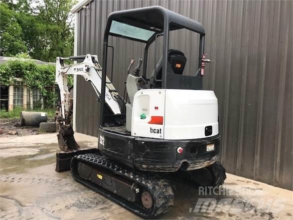 Bobcat E32M Mini excavatoare < 7t