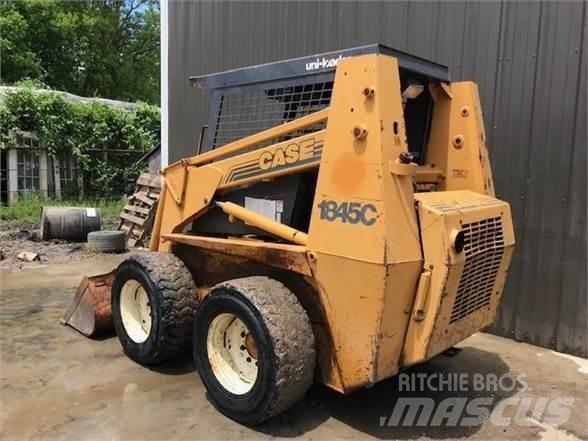 CASE 1845C Mini incarcator