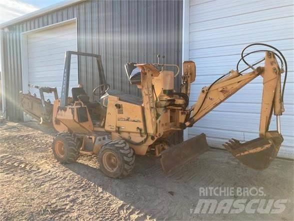CASE 460 Excavatoare de santuri